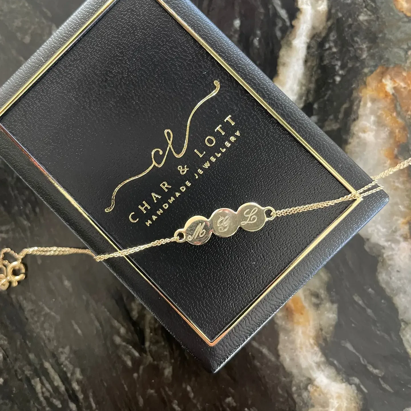 9e0f453e-9b97-40e1-bf53-ba9e69d72214 9e0f453e-9b97-40e1-bf53-ba9e69d72214