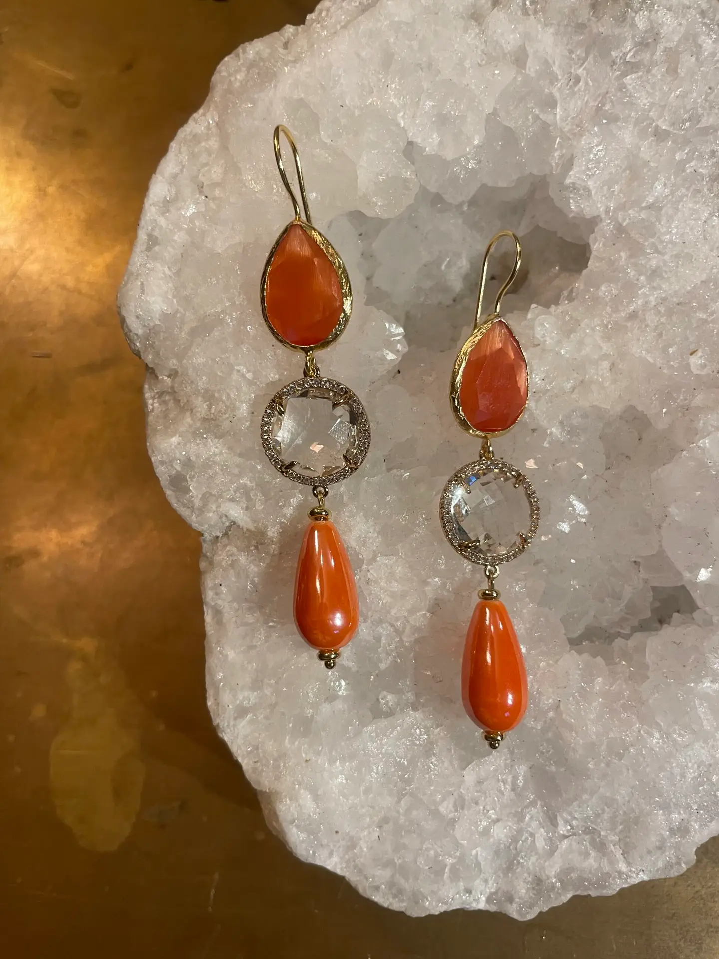 Cateye hook x glittery crystal x orange